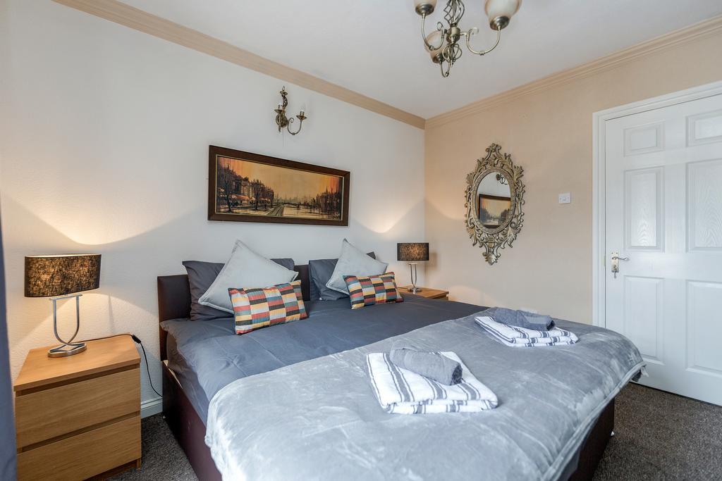 Watford General Suites Eksteriør billede