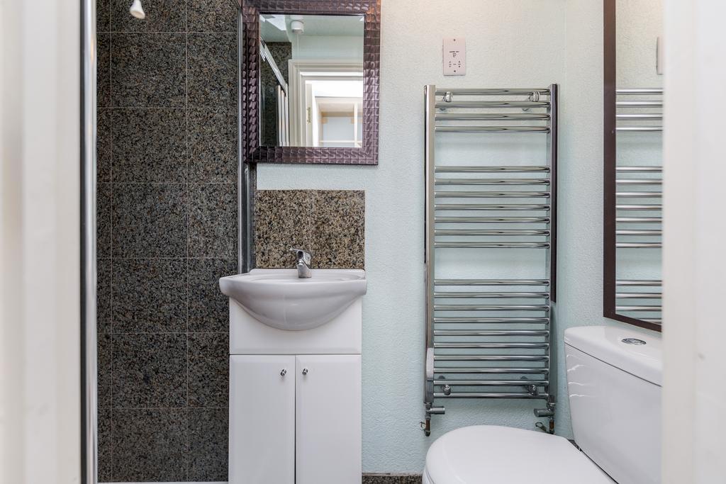 Watford General Suites Eksteriør billede