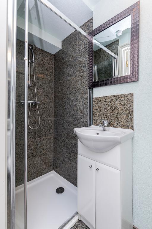 Watford General Suites Eksteriør billede