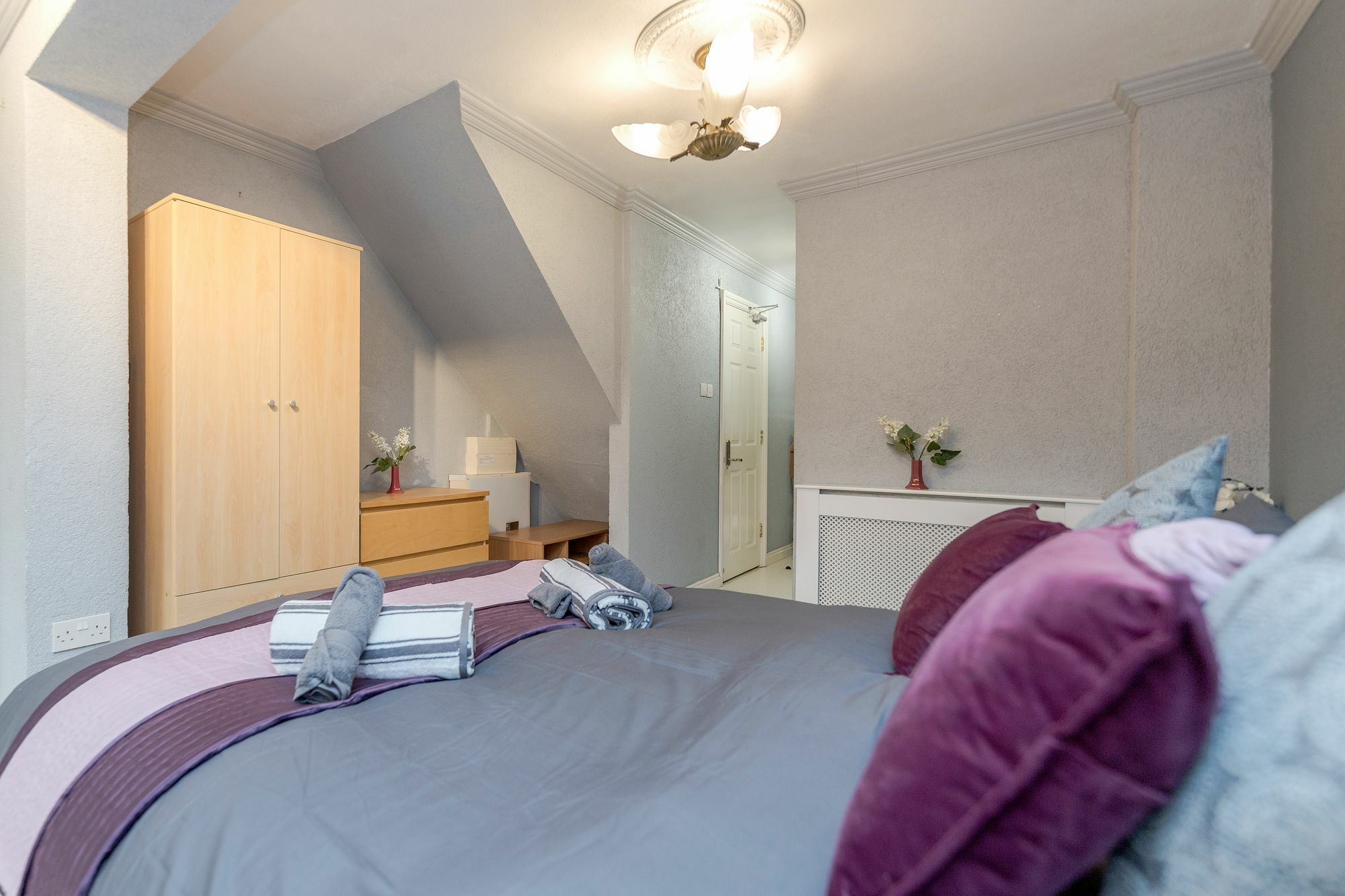 Watford General Suites Eksteriør billede